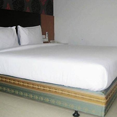 Orange Grand Hotel Ban Khlong Phruan Luaran gambar